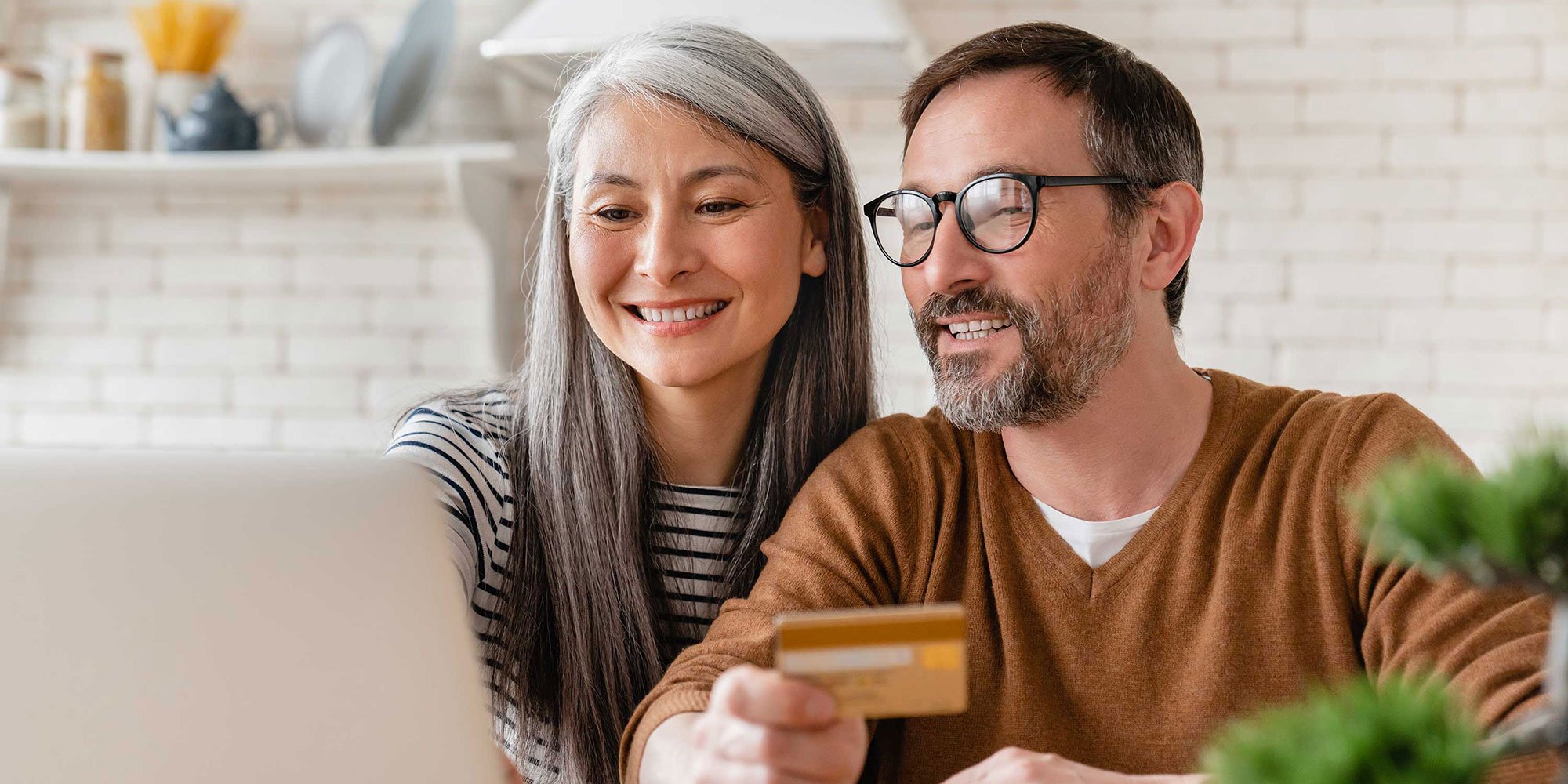 How to Consolidate Credit Card Debt Without Hurting Your Credit